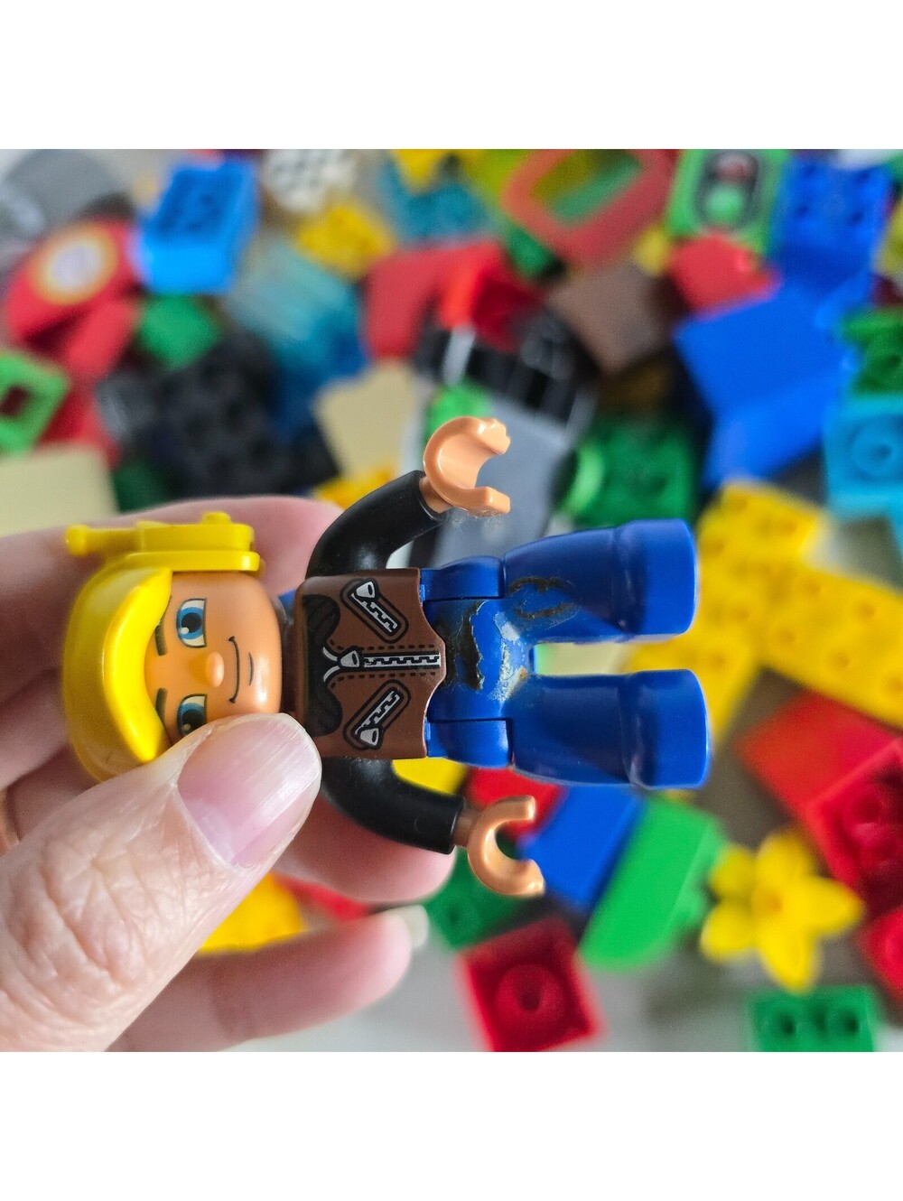 Lot of Lego Duplo with Car Pieces Traffic Legoland and More - Picture 12 of 14